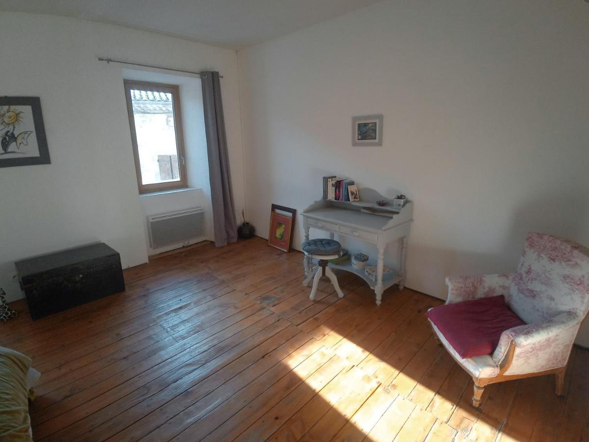 Maison De Village * Bourdeaux